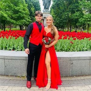 prom dress: size 4